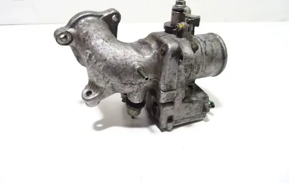 Toyota Avensis T220 Throttle valve
