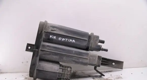 Active carbon filter fuel vapour canister