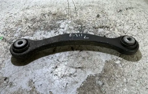 Mercedes-Benz E W211 Rear control arm