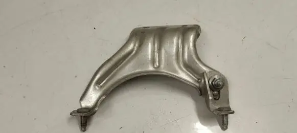 Audi A3 8Y Muffler mount bracket/holder 5q0253249g