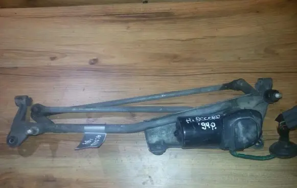 Honda Accord Front wiper linkage and motor
