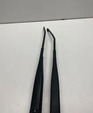 Ford F150 Front wiper blade arm AL3417526A AL3417527A