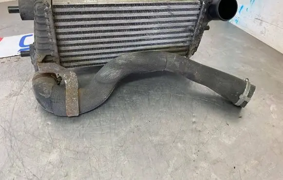 Ford Focus Intercooler radiator BV61-9L440-CG