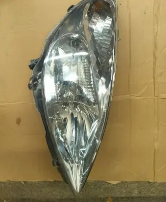 Peugeot 607 Headlight/headlamp 9654670880