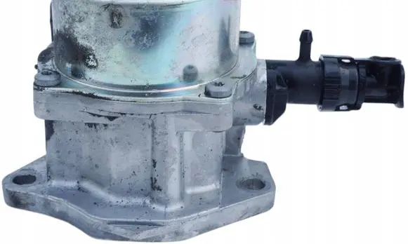 Infiniti Q30 Tandem pump 146505272R