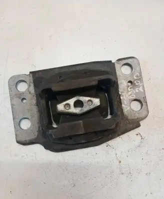 Volvo S80 Engine mount bracket 30680700