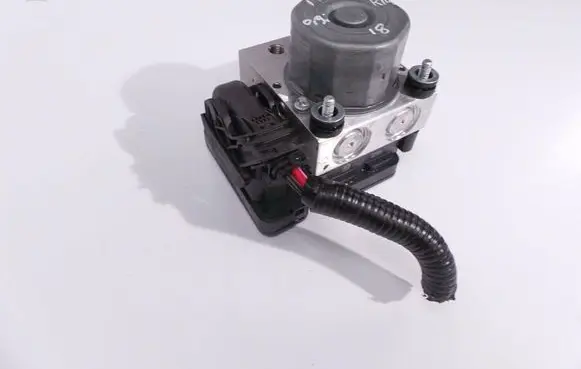 Nissan Micra K14 ABS Pump 476605FA0A