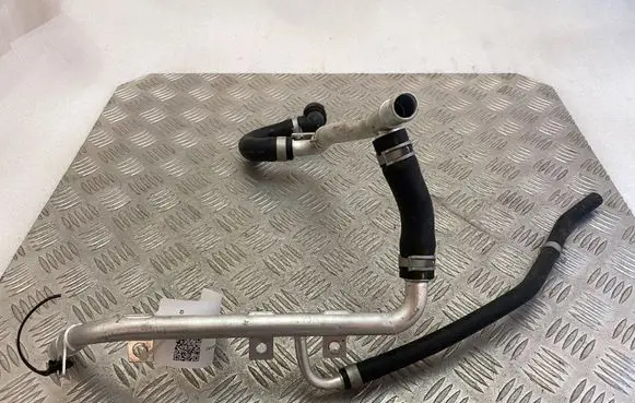 Hyundai Kona I Electric car engine cooling hoses/pipes 