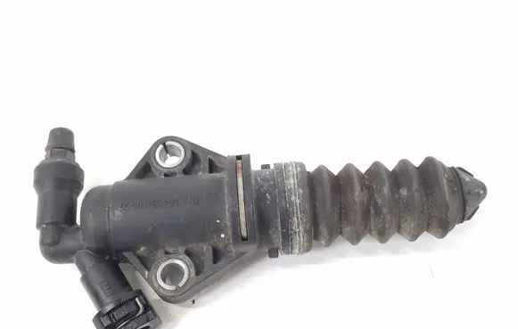 Mercedes-Benz C W204 Clutch slave cylinder A2042640027