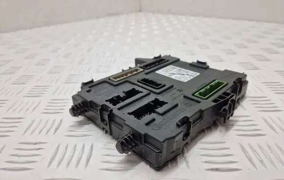 Renault Megane IV BSM Control unit 284B10363R 19379494180461