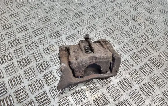 Smart ForTwo I Front brake caliper