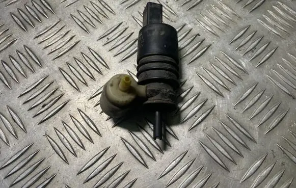 Audi A4 S4 B6 8E 8H Windscreen/windshield washer pump 1K6955651 3122789