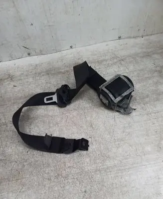 Opel Astra H Front seatbelt 560834801 56083480