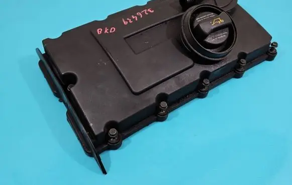 Volkswagen Golf V Rocker cam cover 03G103475 IMPRK1424053