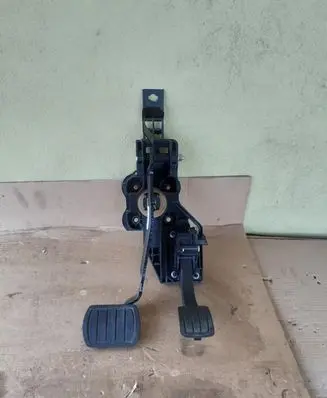 Peugeot 508 II Pedal assembly 9674829180