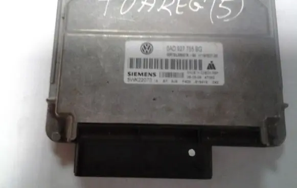 Volkswagen Touareg I Transfer box differential control unit 0AD927755BG 5WK22070