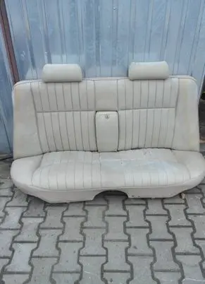 Jaguar Sovereign Second row seats 
