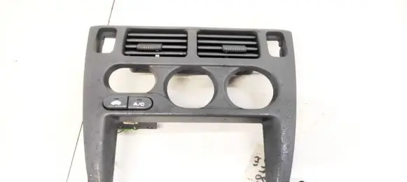 Honda HR-V Dash center air vent grill