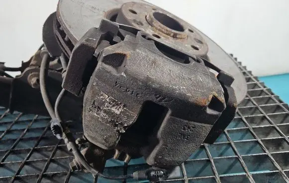 Peugeot 308 Front brake caliper IMPRK1383748