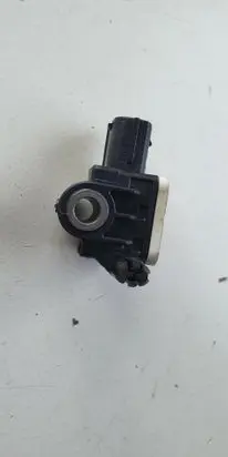 Nissan Leaf I (ZE0) Airbag deployment crash/impact sensor