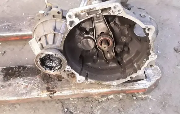 Volkswagen Golf Plus Manual 5 speed gearbox HNV