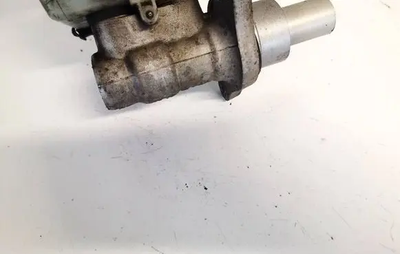 Opel Zafira B Master brake cylinder