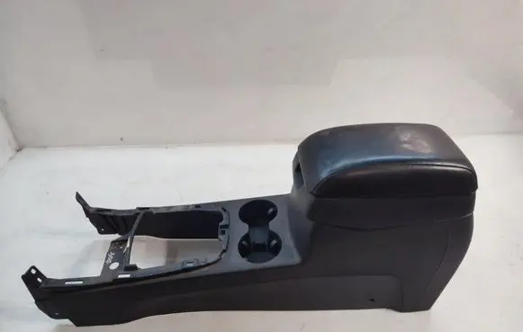 Hyundai Santa Fe Center console
