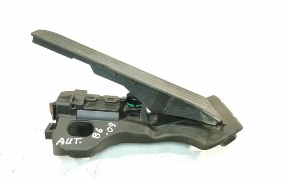 Volkswagen PASSAT B6 Accelerator throttle pedal 1K1723503L 6PV00860001