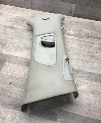 Skoda Superb B6 (3T) Seat belt trim 3T0868312