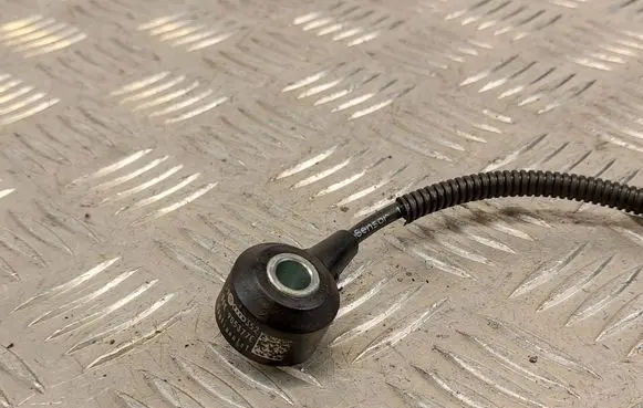 Volkswagen Polo VI Detonation knock sensor 06K905377E