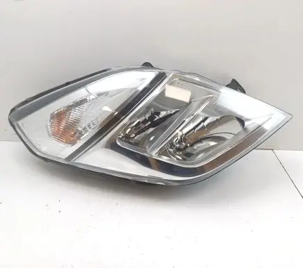 Nissan NV400 Headlight/headlamp 26010BZ50A 030127320200