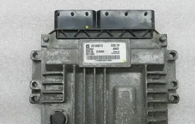 Chevrolet Captiva Engine control unit/module 25184894 25189813