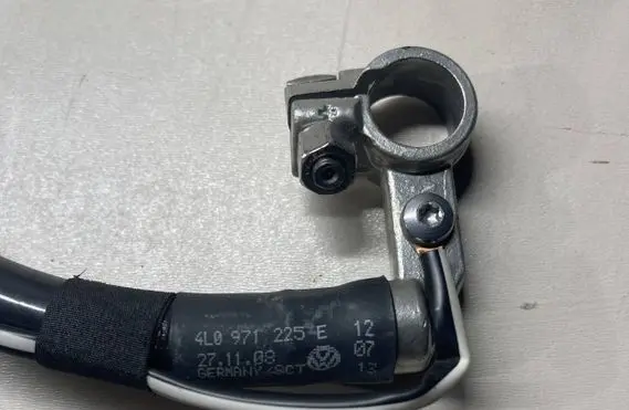 Audi Q7 4L Negative earth cable (battery) 4L0971225E