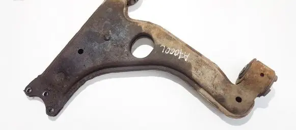 Opel Astra G Front lower control arm/wishbone 90498740