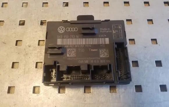 Audi Q5 SQ5 Door control unit/module 8K0959792N