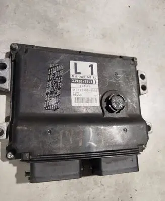 Suzuki SX4 Engine control unit/module 3392079j1 mb1123002552