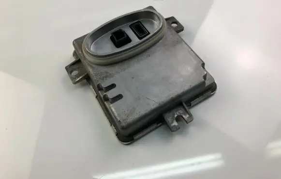 Volvo V50 Xenon control unit/module 6261110411