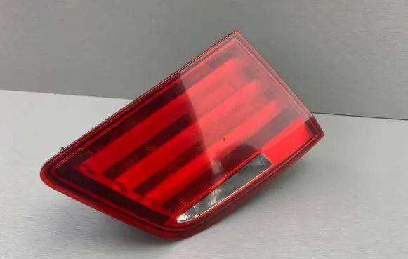 BMW 5 F10 F11 Tailgate rear/tail lights 63217203225 7203225