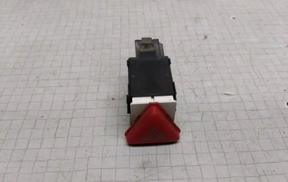 Volkswagen Transporter - Caravelle T5 Hazard light switch 6Y0953235