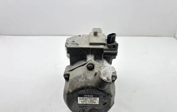 Toyota Auris E180 Air conditioning (A/C) compressor (pump) ES14C 0422000420