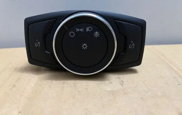 Ford Mustang VI Light switch DG9T13D061CE