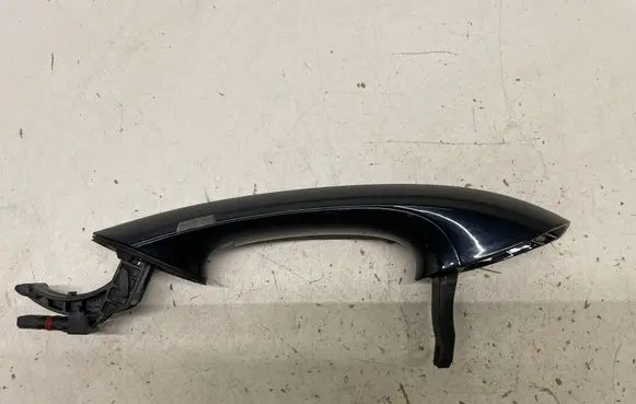 BMW 7 G11 G12 Front door exterior handle 8067739