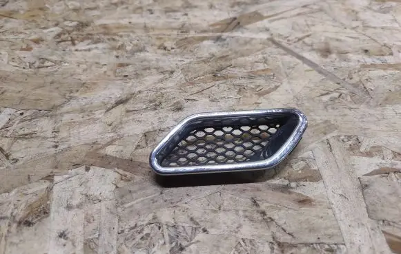 Maserati GranTurismo Fender grill 