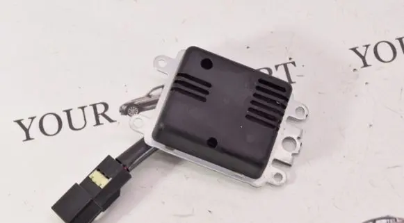 Lexus LS 460 - 600H Sensor 8893150040