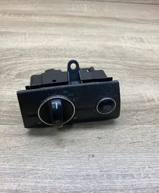 Mercedes-Benz E W211 Light switch 2115450104 04056000