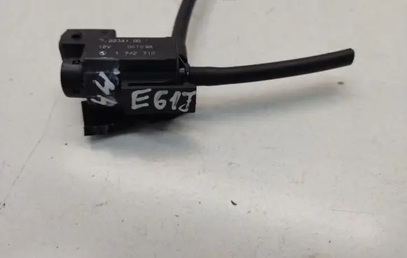 BMW 5 E60 E61 Turbo solenoid valve 722341 05T098 1742712