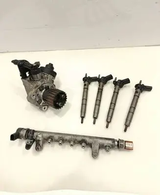 Volkswagen Tiguan Fuel injection system set 03L130755 0445010507 05070709