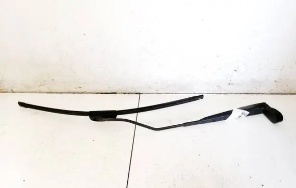 Citroen C3 Front wiper blade arm