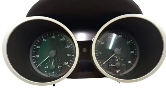 Mercedes-Benz SLK R171 Speedometer (instrument cluster) A1715401447 88311334 110080113
