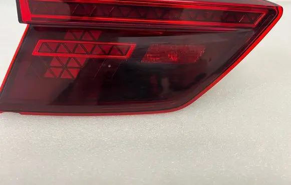 Volkswagen Tiguan Rear/tail lights 5NA945307D 2SA01252201 00668006